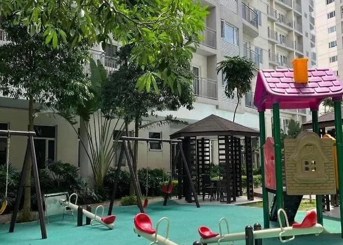 Two Bedrooms With Balcony Inn Manila