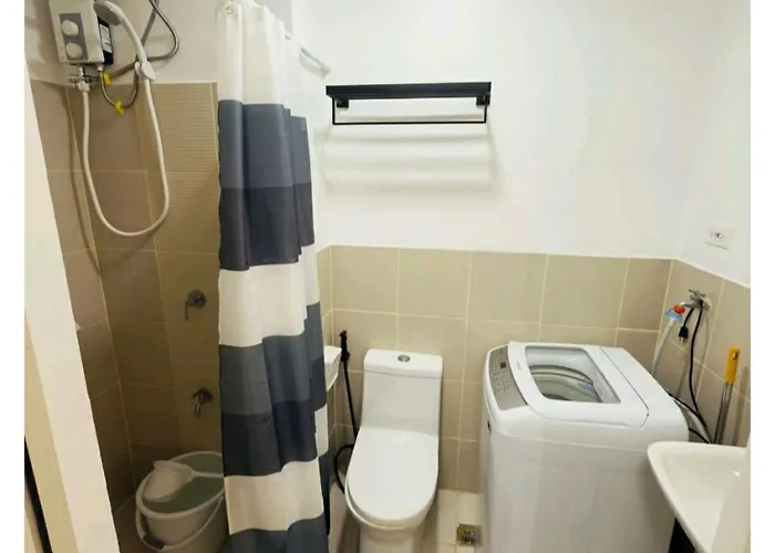 Two Bedrooms With Balcony *